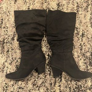 Super cute black boots